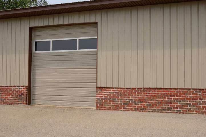 Ribbed Steel Pan & Pan-Insulated Commercial Garage Door - Garage Door Services, Inc.