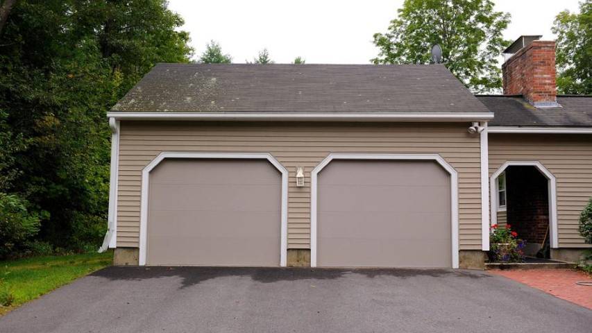 Skyline Flush Garage Door - Residential Garage Door - Garage Door Services, Inc.
